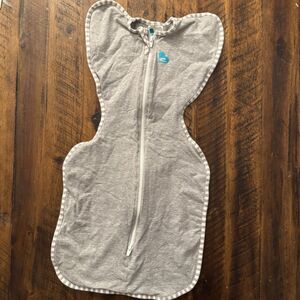 Love to swaddle size small